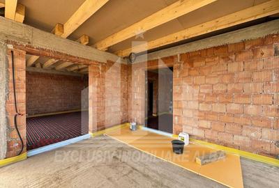Casă individuală cu 4 camere cu Canalizare în Cetate - 4