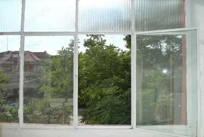 Apartament cu 2 camere semidecomandat în Complex Studențesc