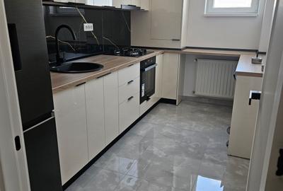 Garsonieră decomandată în Central - 1