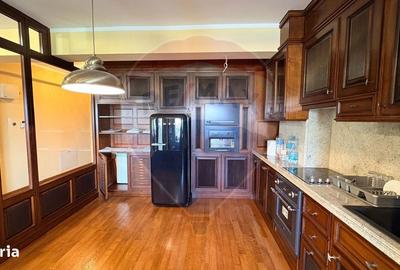 Apartament cu 3 camere în Central - 6