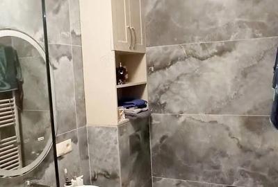 Casă cu Teren 350 Mp în Central