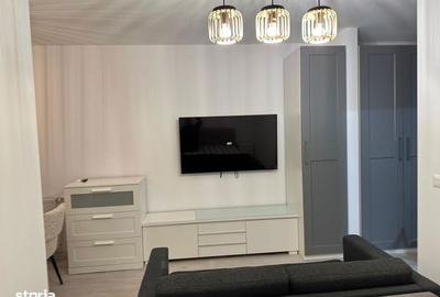 Garsonieră în Titan