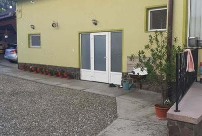 Casa renovata in zona ultracentrala -Municipiul Sacele, situata vis-a-vis de PENY Market, Proprietar - 2