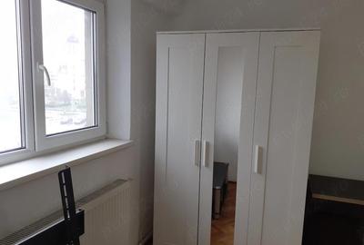 Apartament cu 3 camere decomandat în Barieră - 9