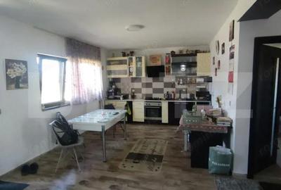 Casă cu 5 camere cu Canalizare în Dancu - 3
