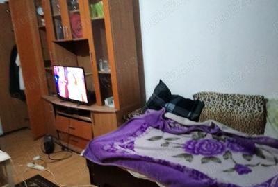 Inchiriez garsoniera - 2