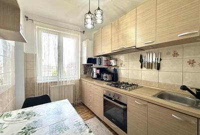 Vânzare apartament 3 camere mobilat,  parcare inclusă , Cartier Noua - 13