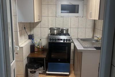 Casă cu 3 camere cu Teren 300 Mp în Progresul - 10