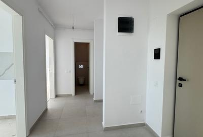 Apartament cu 2 camere decomandat în Tractorul - 3