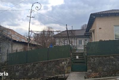 Casă cu 4 camere cu Teren 1600 Mp în Poiana - 19