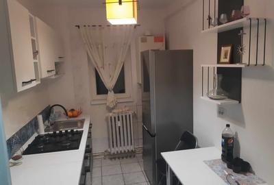 Apartament cu 2 camere semidecomandat, mobilat în Galata - 1