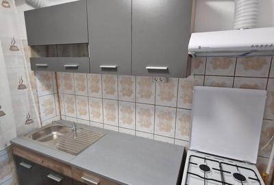 Apartament cu 3 camere semidecomandat în Copou - 4