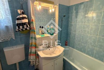 Garsonieră decomandată în Central