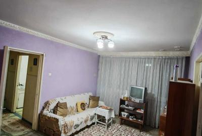 Apartament cu 3 camere semidecomandat în Țiglina 3 - 6