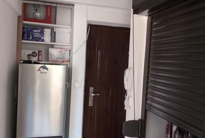 Apartament cu 2 camere semidecomandat în Central - 3