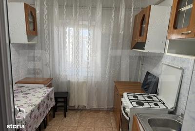 Apartament cu 3 camere decomandat în Dacia