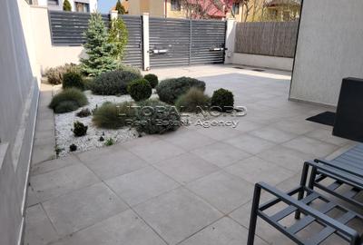 Casă individuală cu 6 camere cu Canalizare în Central - 4