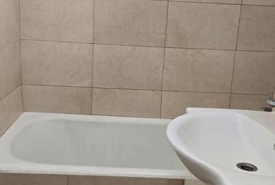 Garsonieră decomandată în Vitan Mall - 13