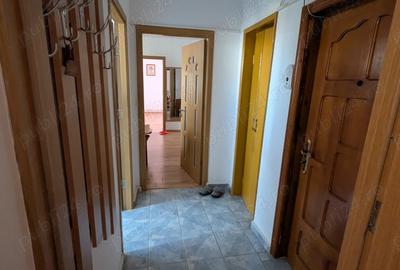 Apartament cu 3 camere semidecomandat în Țiglina 1 - 2