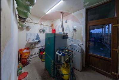 Casă cu 5 camere cu Teren 500 Mp în Sânpetru - 35