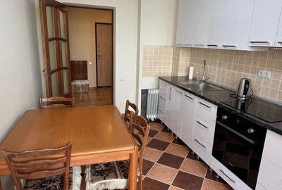 Garsonieră decomandată în Schei - 1