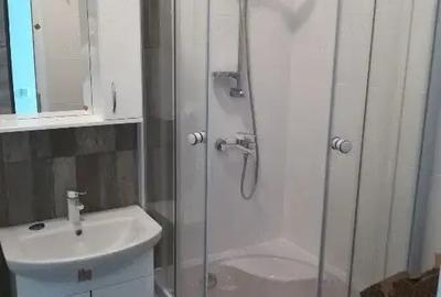 Garsonieră decomandată în Bucovina