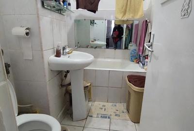 Apartament cu 3 camere decomandat în Central - 3