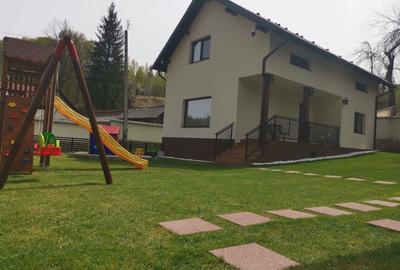 Casă cu 3 camere în Slătioara - 4