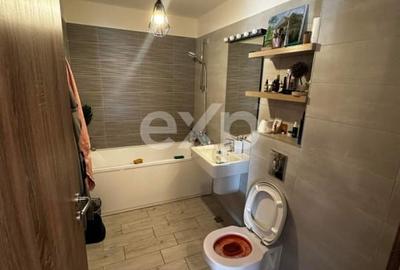 Apartament cu 2 camere decomandat în Tractorul - 7