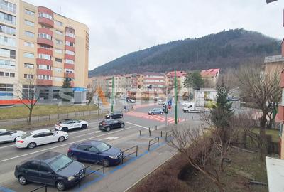 Apartament cu 3 camere decomandat în Răcădău - 21