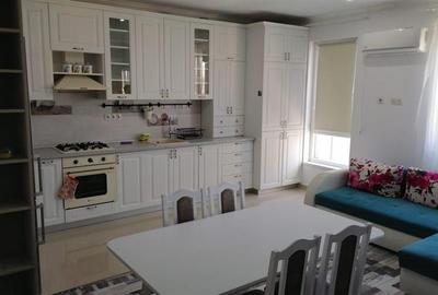 Apartament cu 3 camere semidecomandat, mobilat în Florești - 1