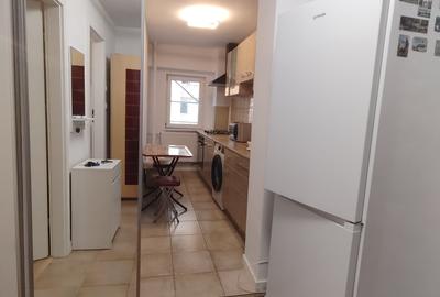 Garsonieră decomandată, mobilată în Vitan Mall - 10