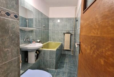 Garsonieră decomandată în Vitan - 4