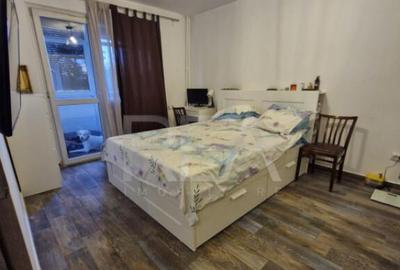 Apartament cu 4 camere la 400 de metri distan?a de metroul - 7