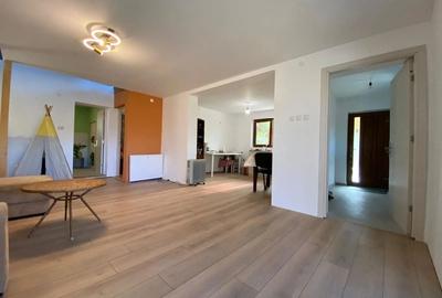 Casa renovata complet 4 dormitoare 2 bai teren 3000 mp Drajna de sus, Prahova - 4