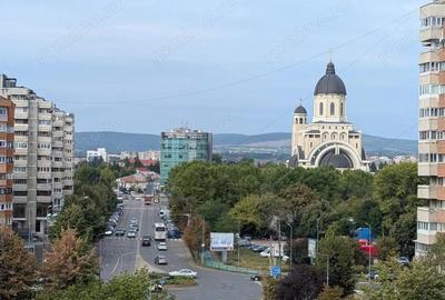 Spatiu 30AVENUE, asigurari, consultanta , servicii - 7