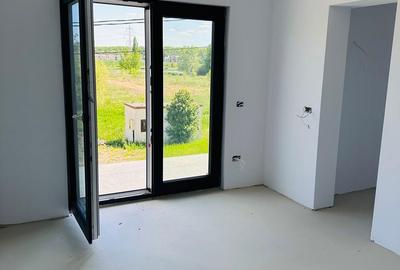 Casă cu 4 camere cu Teren 340 Mp în Dumbrăvița - 12