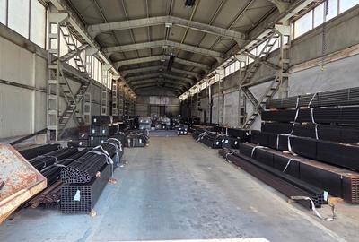 Spațiu industrial, în Periferie - 3