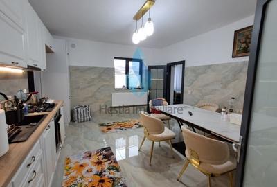 Casă cu 8 camere cu Canalizare în Viticultori - 9