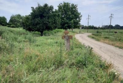 Teren de 4900 mp, în Boldești - 3