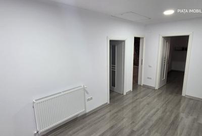 Casă individuală cu 8 camere cu Canalizare în Central - 15