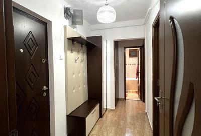 Apartament cu 2 camere decomandat, mobilat în Micro 20 - 15