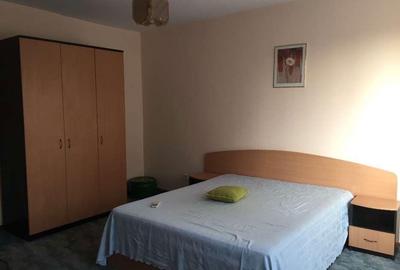 Apartament cu 3 camere decomandat în Central - 3