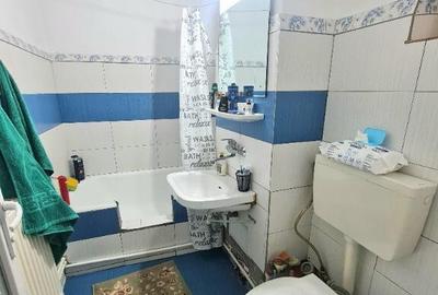 Apart. 1 camera str. Scolilor etaj 1 mobilat - 4