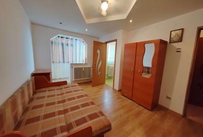 Garsonieră semidecomandată, mobilată în Podu Roș - 9