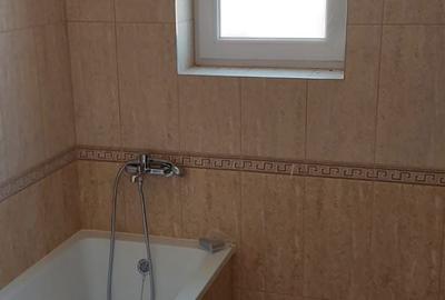 Apartament cu 3 camere decomandat în Central - 3