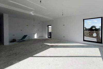 Casă cu 3 camere decomandat în Valu lui Traian - 3