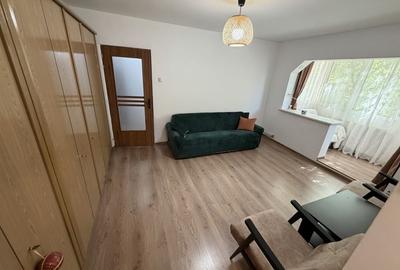 Apartament cu 2 camere semidecomandat în Central - 1