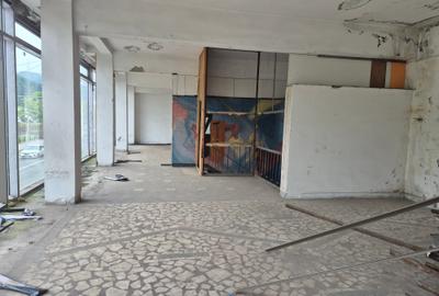 Închiriez spațiu comercial - 9