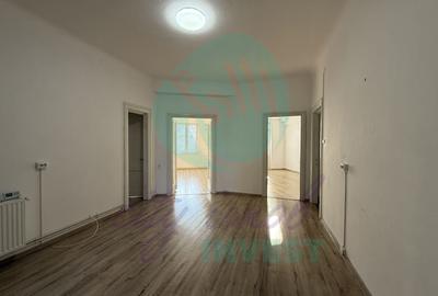 Apartament cu 3 camere semidecomandat în P-ța Romană - 7